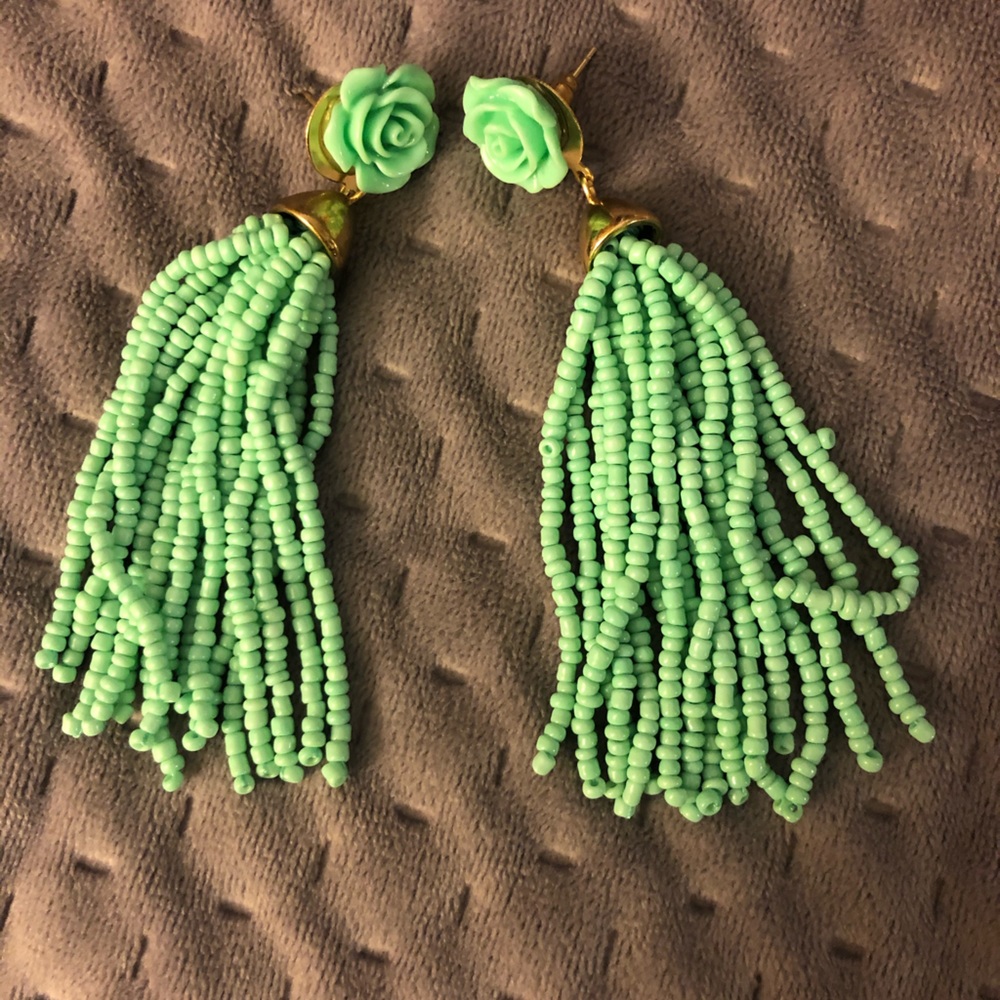 🔴6 for $20🔴Earrings!